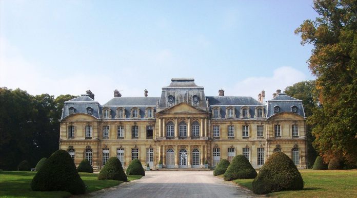 luxury country
