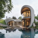Prime Russian Real Estate – Niko Architecture’s House In The Landscape