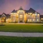 RE/MAX COLLECTION SPAZIO – World-Class Customer Service For the Ultimate in Luxury Real Estate